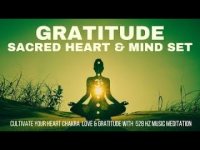 Gratitude Sacred Heart, Head, & Hands Contemplation! 528 HZ Sparkling Music  01/01/25 New Year Joy! Gratitude Sacred Heart, Head, & Hands Contemplation! 528 HZ Sparkling Music  01/01/25 New Year Joy!